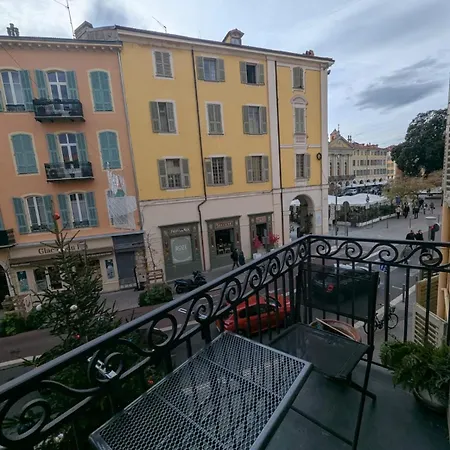 Beautiful Luxurious Lejlighed *